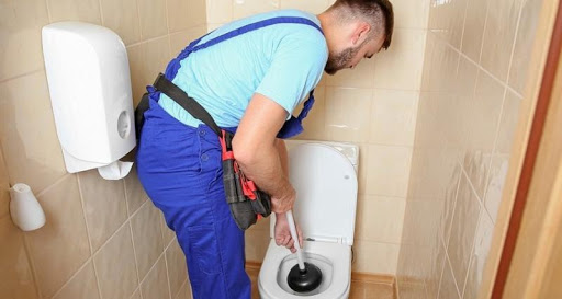 Comment déboucher une toilette sans piston? – Centre de toilettes